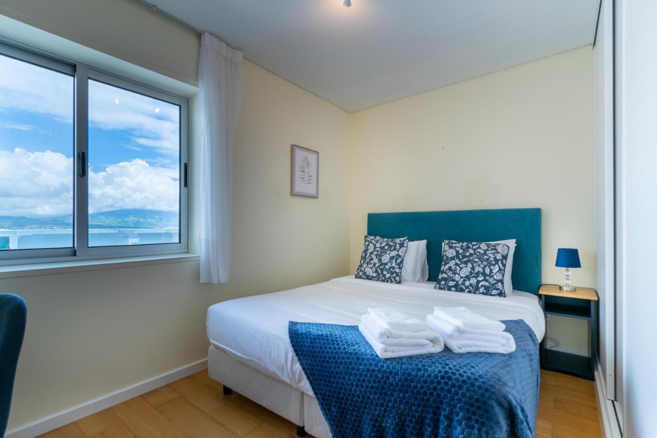 Atlantic Penthouse - City, Montain & Ocean - Free Parking Ponta Delgada Eksteriør billede
